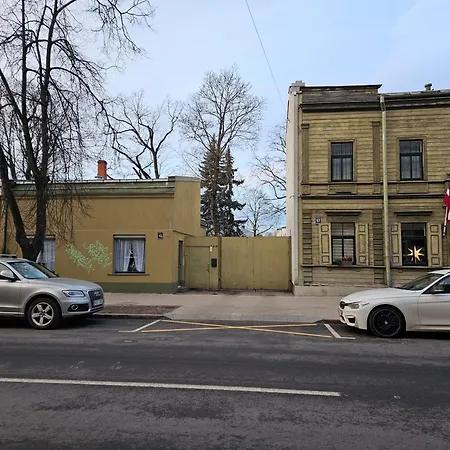 Muzeja & Free Parking & Self Check-in 3* Riga