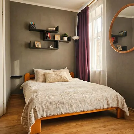Muzeja & Free Parking & Self Check-in Maison d'hôtes Riga
